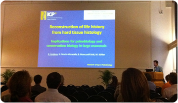 En Xavier Jordana durant la presentació al Congrés Anual de la Societat Alemanya de Mastologia.