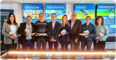 Representants dels ajuntaments i entitats galardonades i lliuradors del reconeixement “Ruta Joan Oró. L’origen de la vida” al Centre d’Interpretació del Montsec el passat 21 de novembre.